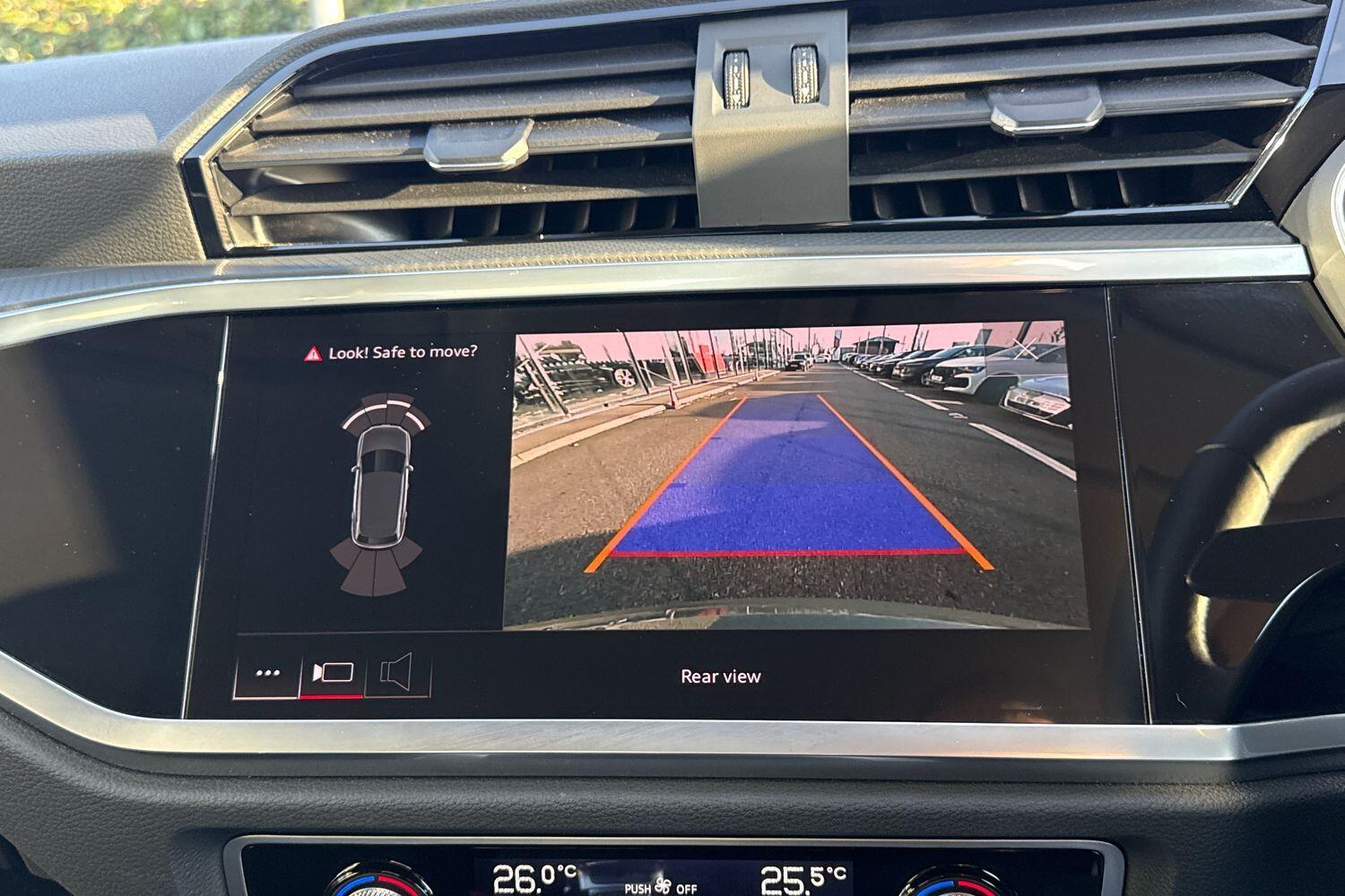 Used Audi Q3 for sale - 77586500: Photo 4