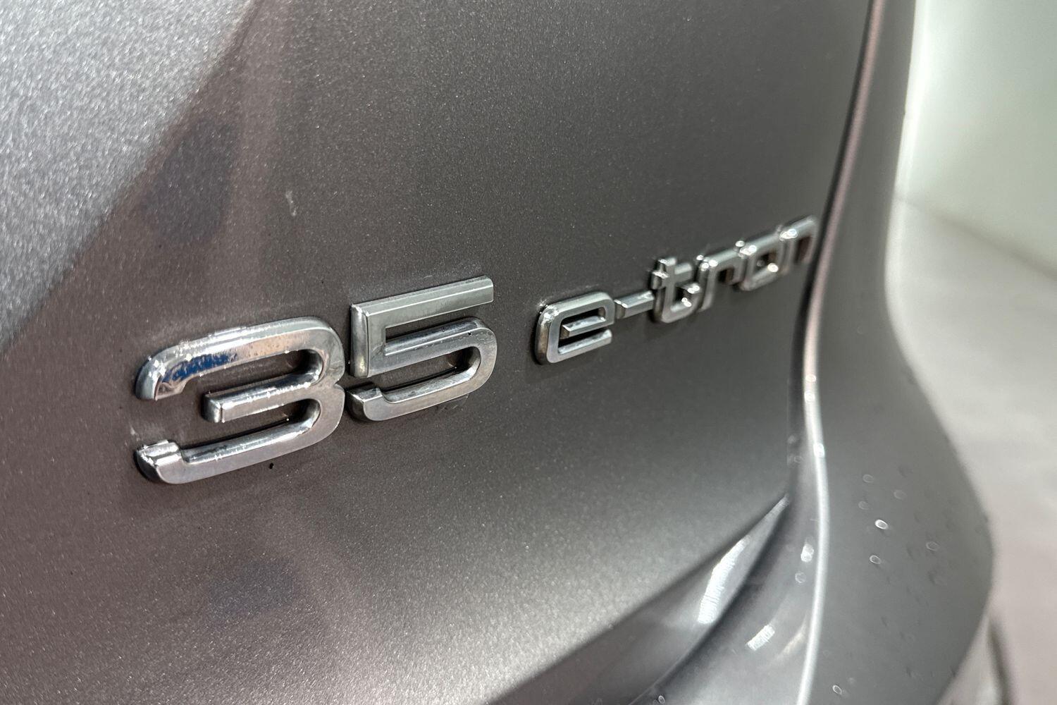 Used Audi Q4 e-tron 2021 for sale - 76326480: Photo 24