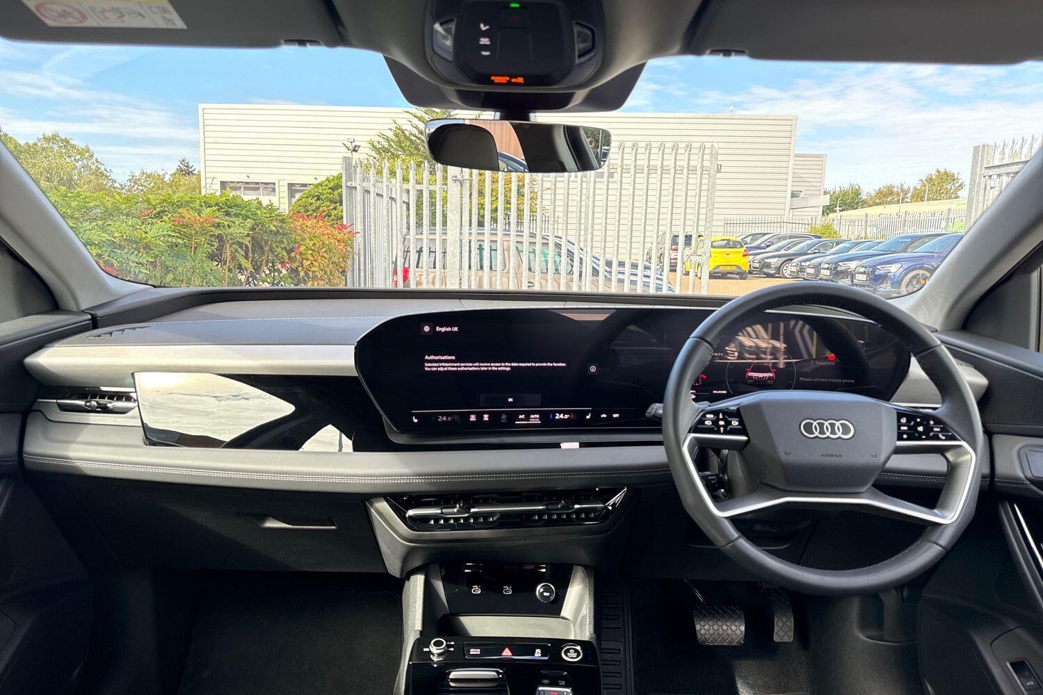 Used Audi Q6 e-tron 2025 for sale - 76042708: Photo 3