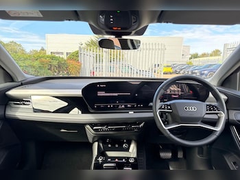 Used Audi Q6 e-tron 2025 for sale - 76042708: Photo