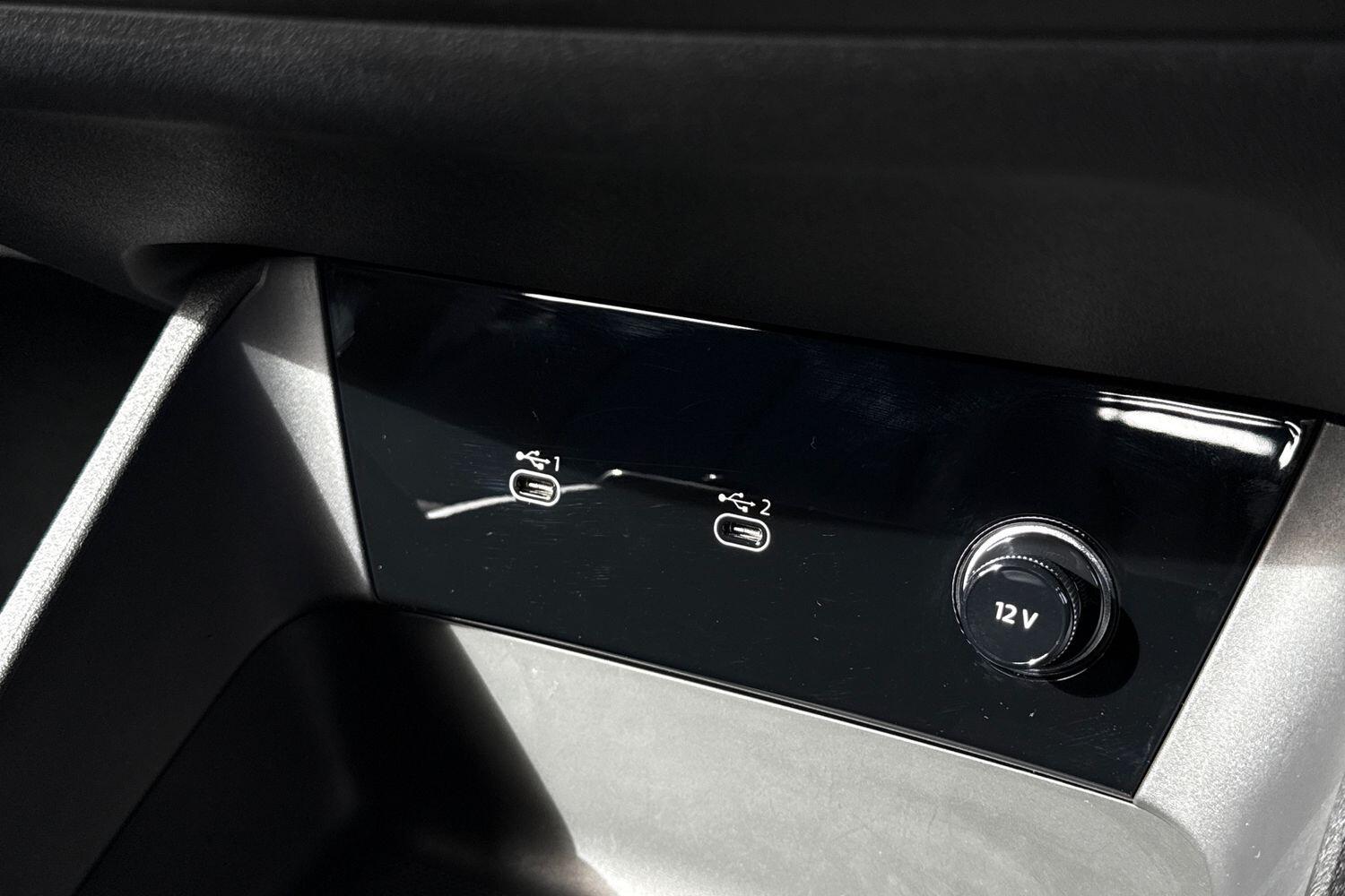 Used Audi Q6 e-tron 2025 for sale - 76042708: Photo 49