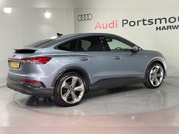 Used Audi Q4 e-tron 2024 for sale - 76041799: Photo 3