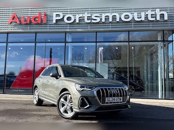 Used Audi Q3 2024 for sale - 77440370: Photo