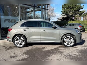 Used Audi Q3 2024 for sale - 77440370: Photo