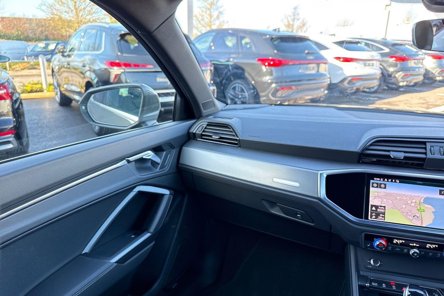 Used Audi Q3 2024 for sale - 77440370: Photo 51