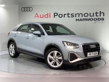 Audi - Q2