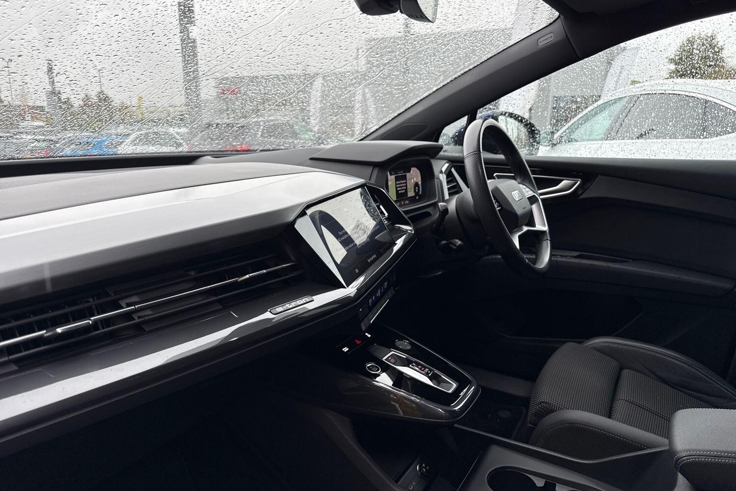 Used Audi Q4 e-tron 2022 for sale - 76408917: Photo 28