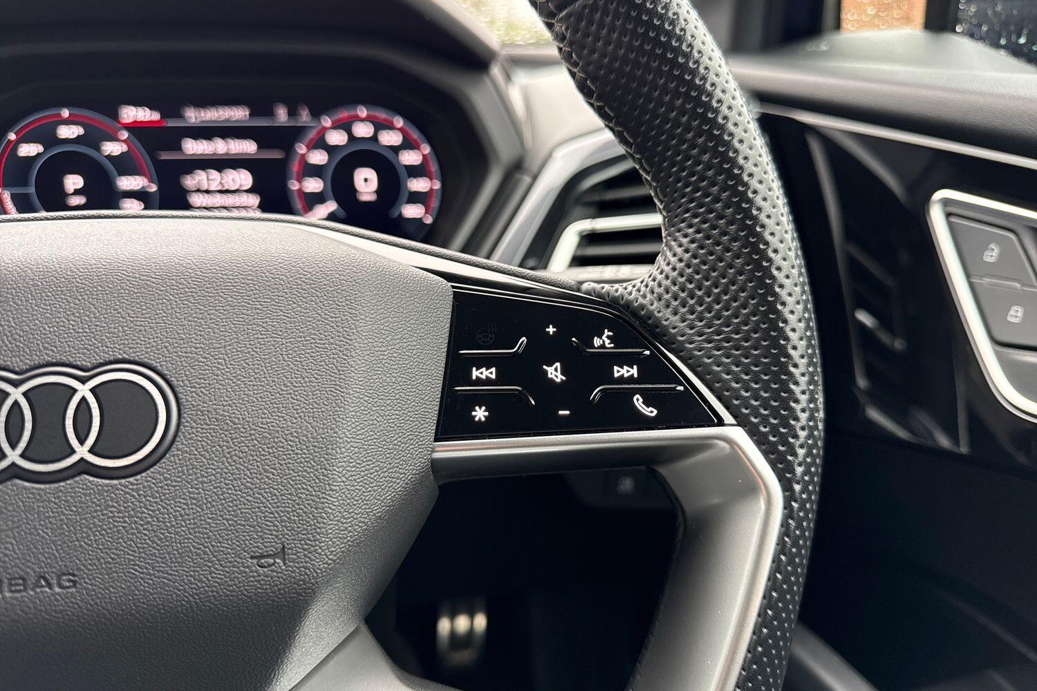 Used Audi Q4 e-tron 2022 for sale - 76408917: Photo 41