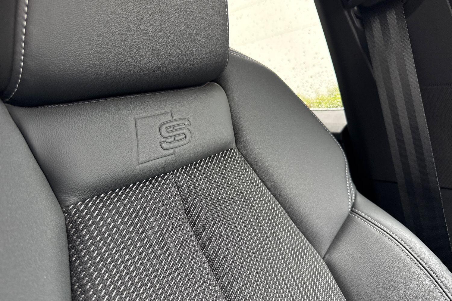 Used Audi Q4 e-tron 2022 for sale - 76408917: Photo 47