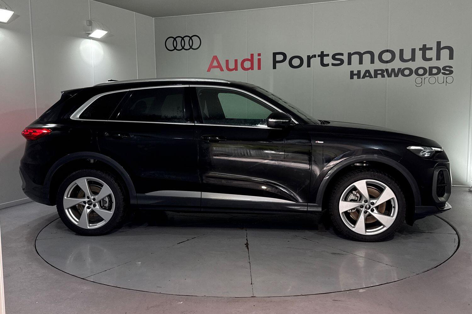 Used Audi Q5 2025 for sale - 77040011: Photo 2