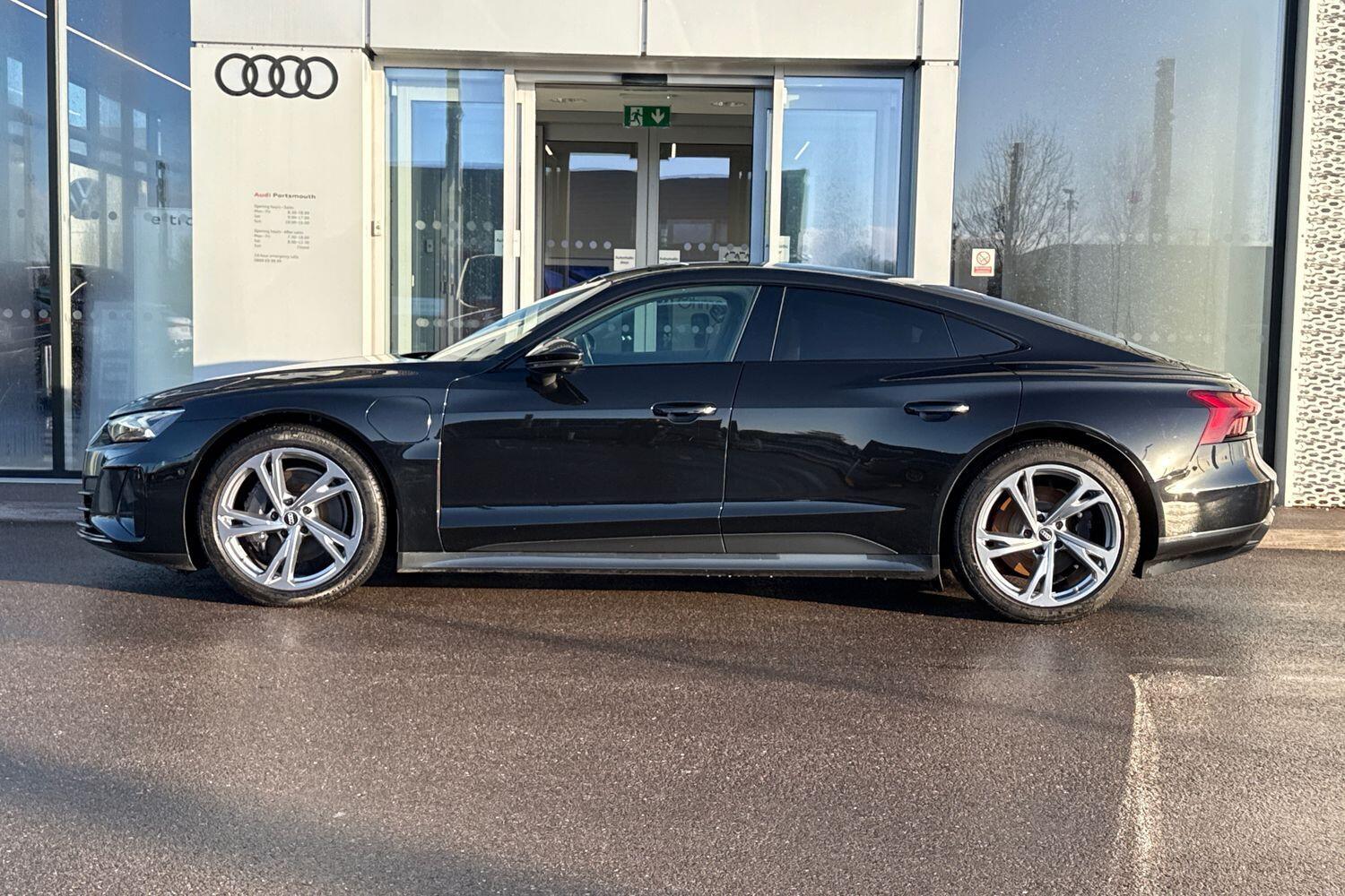 Used Audi e-tron GT 2022 for sale - 77351786: Photo 11