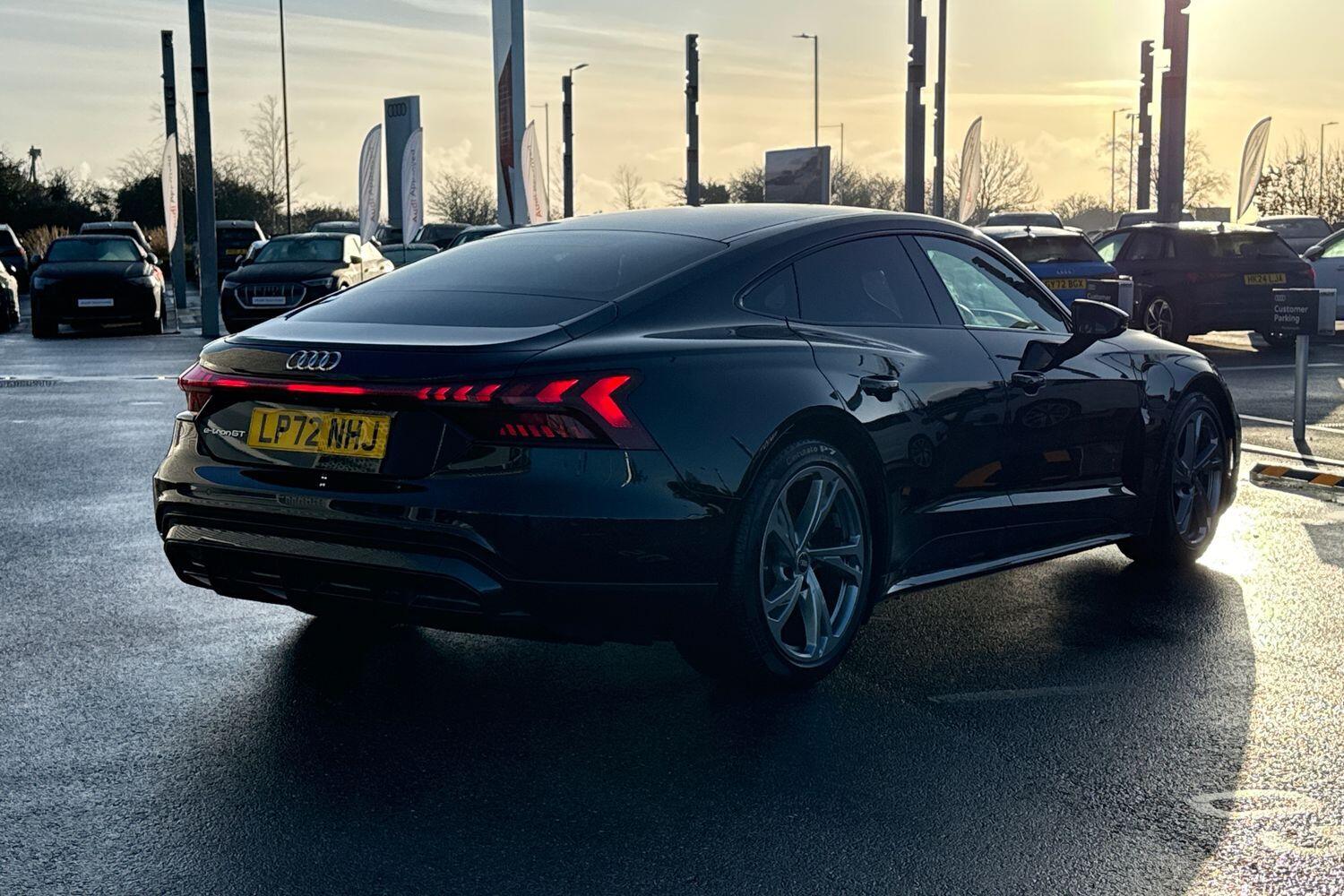 Used Audi e-tron GT 2022 for sale - 77351786: Photo 18