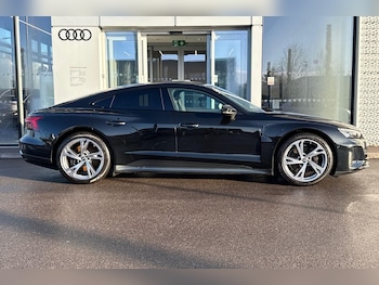 Used Audi e-tron GT 2022 for sale - 77351786: Photo
