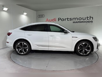 Used Audi e-tron 2022 for sale - 75769842: Photo