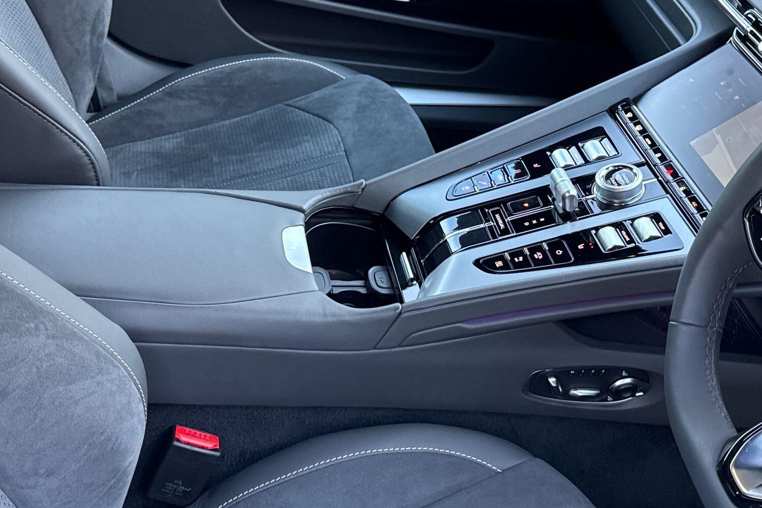 Used Aston Martin V8 2025 for sale - 77626217: Photo 33