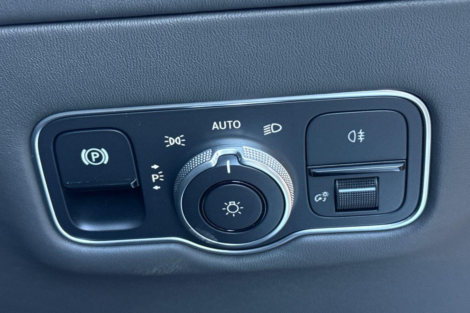 Used Aston Martin V8 2025 for sale - 77626217: Photo 46