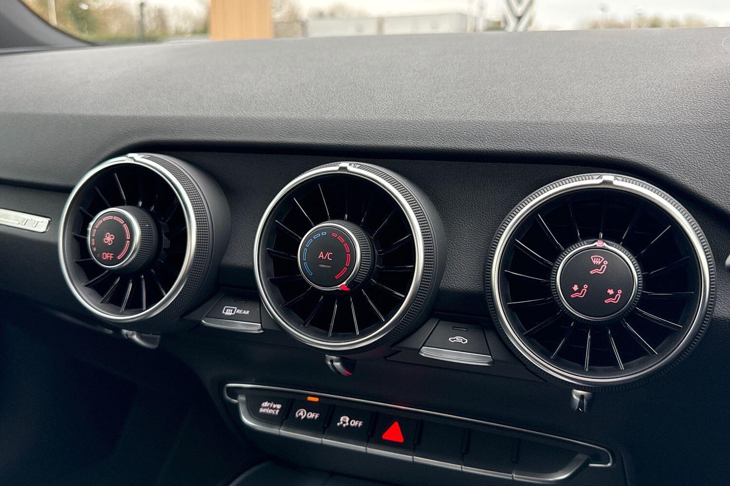 Used Audi TT 2023 for sale - 76832898: Photo 29