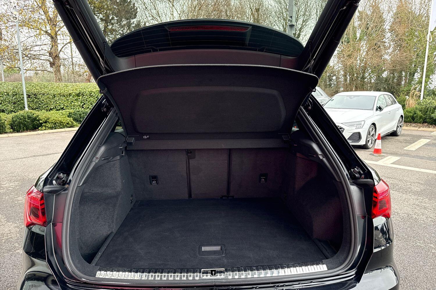 Used Audi Q3 2022 for sale - 77612954: Photo 35