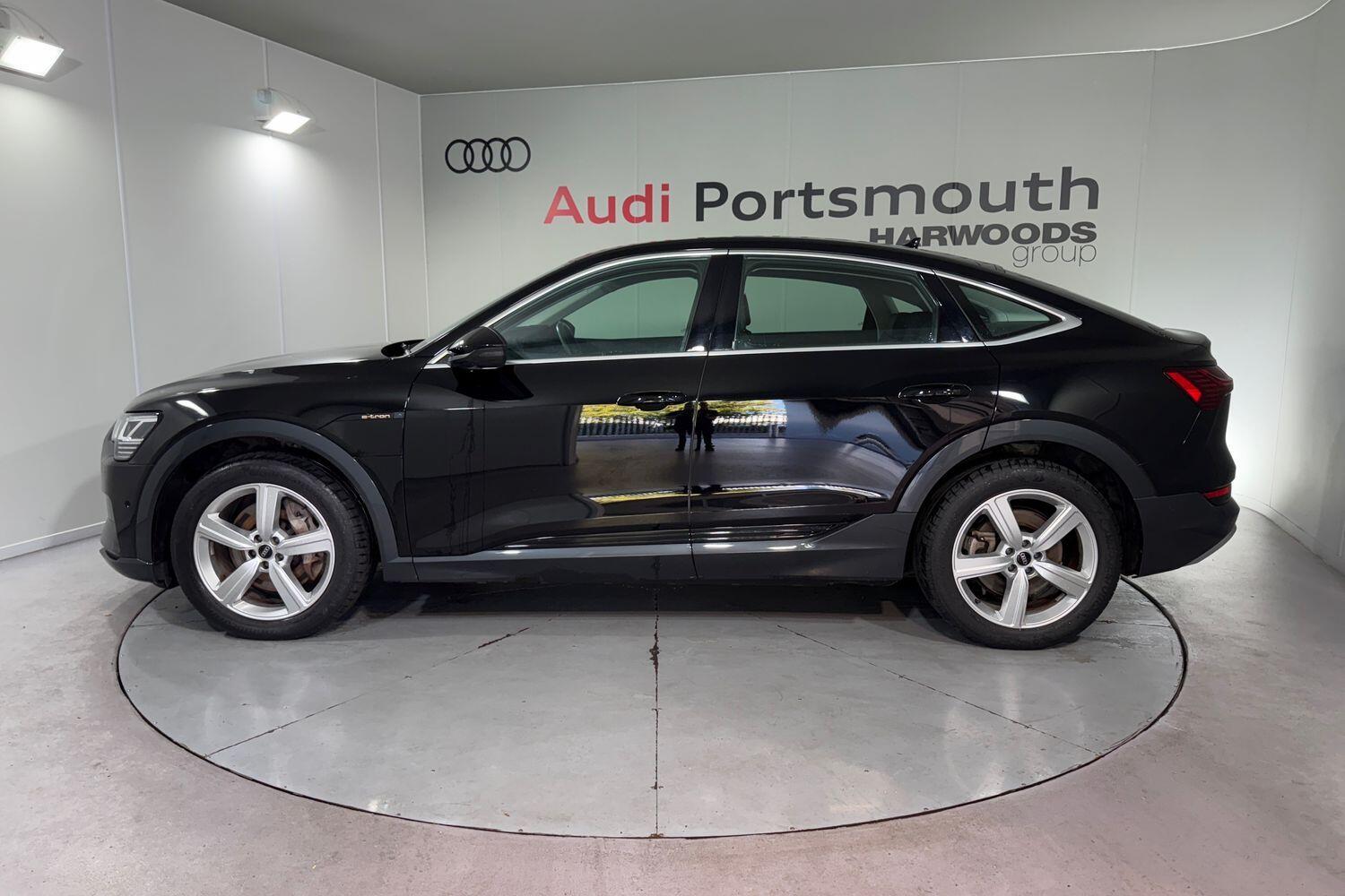 Used Audi e-tron 2022 for sale - 76296049: Photo 11