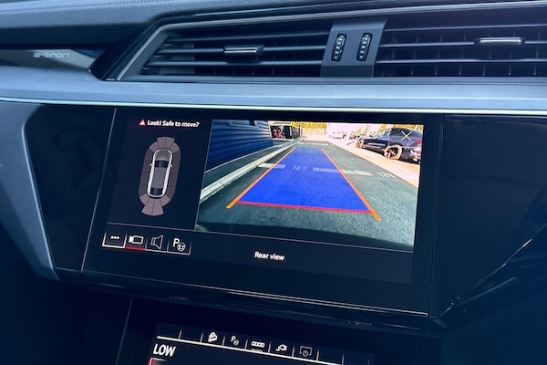 Used Audi e-tron 2022 for sale - 76296049: Photo 27