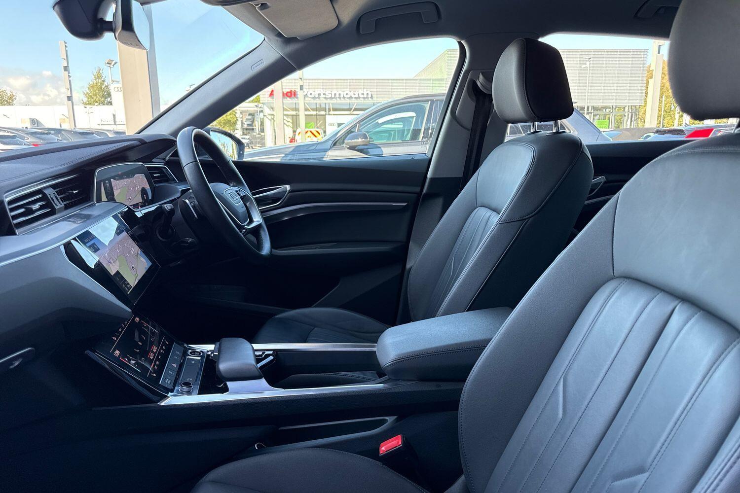 Used Audi e-tron 2022 for sale - 76296049: Photo 31