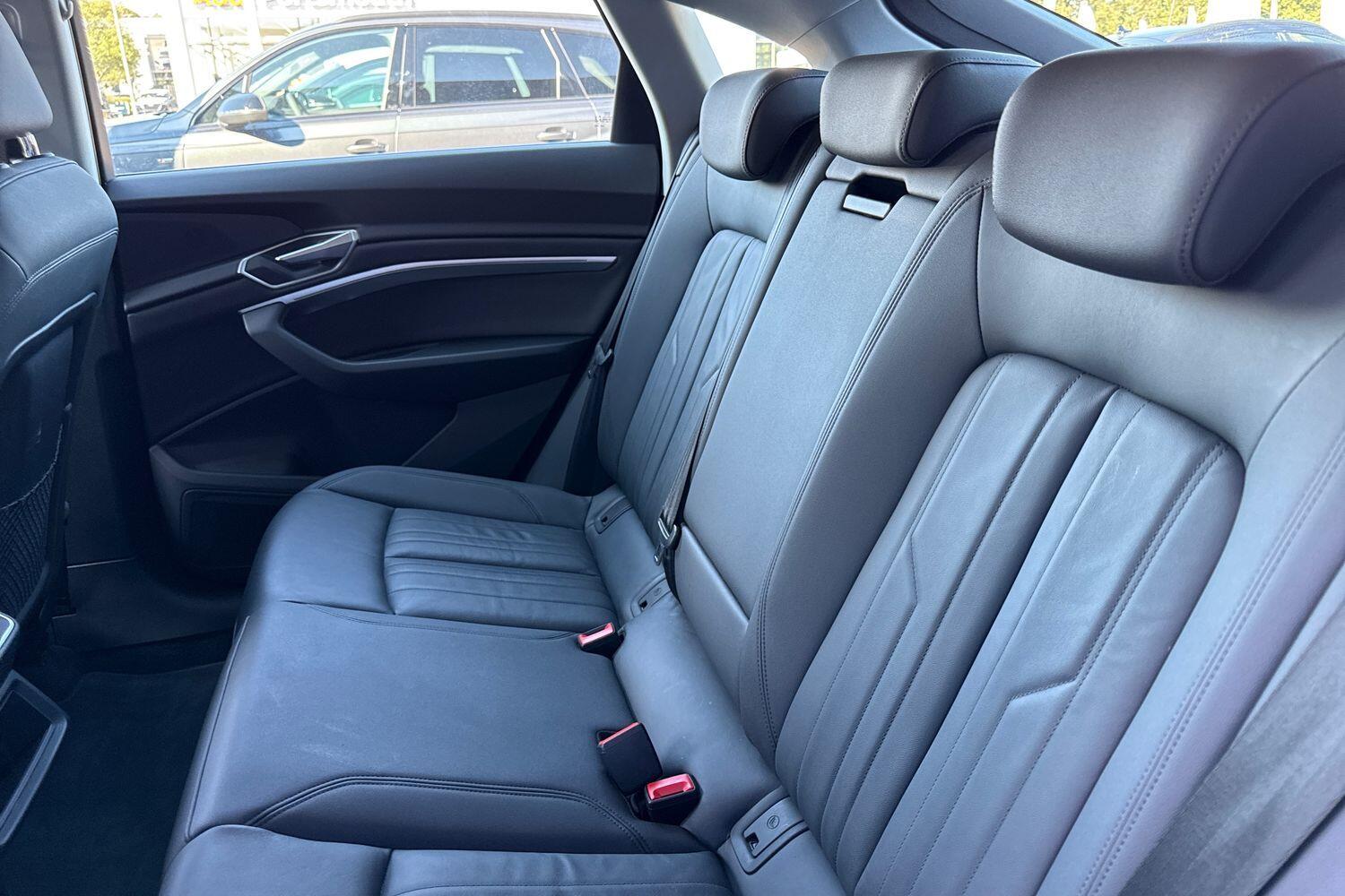 Used Audi e-tron 2022 for sale - 76296049: Photo 34