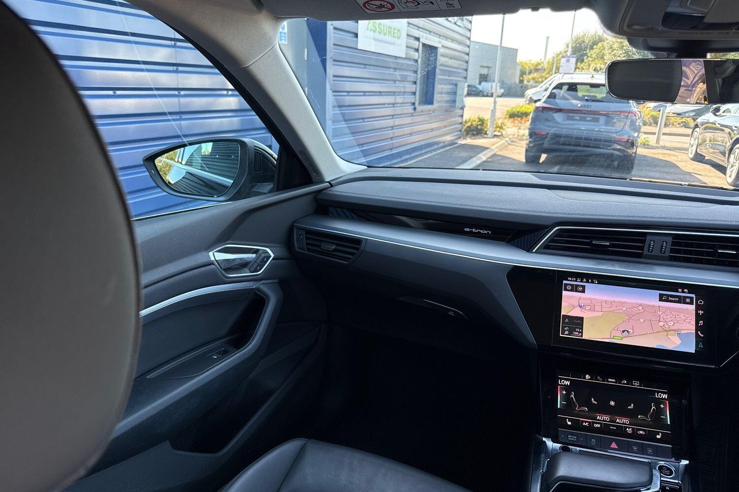 Used Audi e-tron 2022 for sale - 76296049: Photo 37