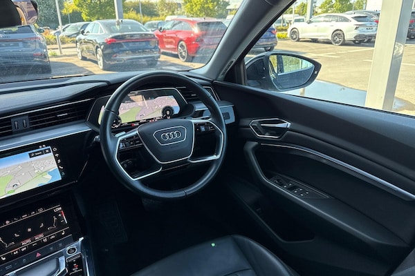 Used Audi e-tron 2022 for sale - 76296049: Photo 38