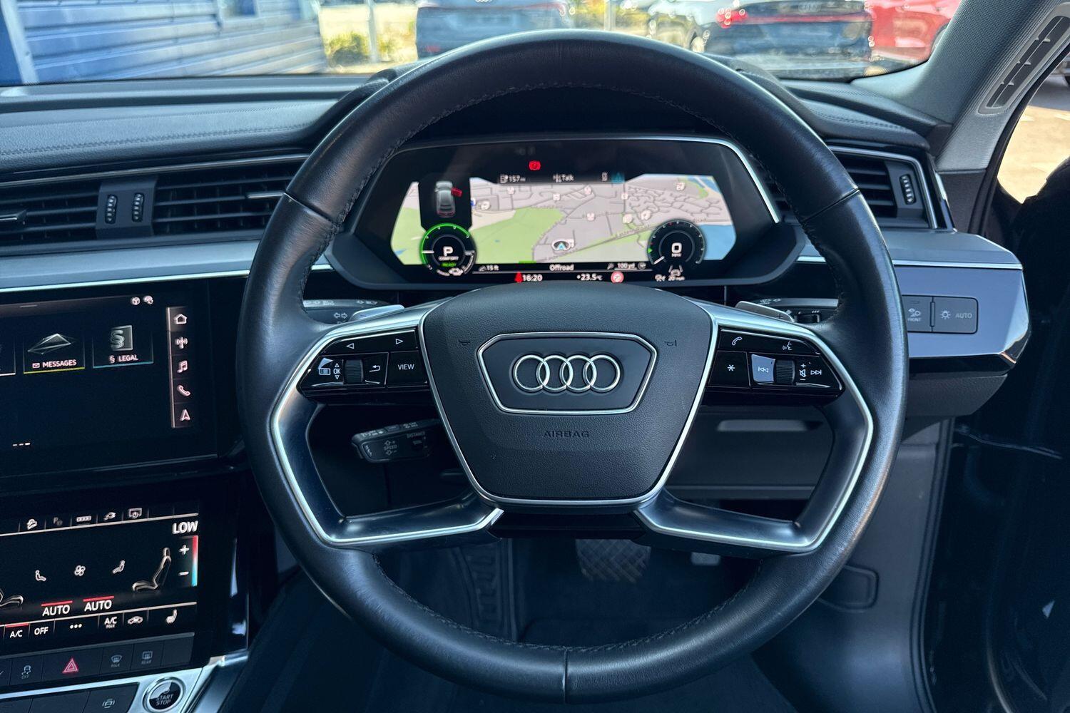 Used Audi e-tron 2022 for sale - 76296049: Photo 39