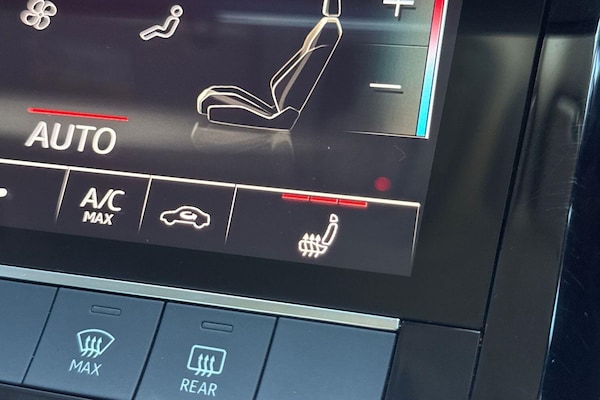 Used Audi e-tron 2022 for sale - 76296049: Photo 40