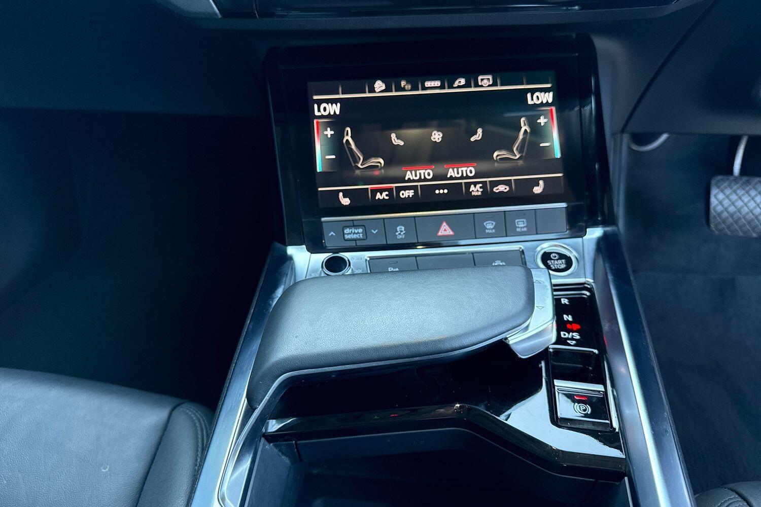 Used Audi e-tron 2022 for sale - 76296049: Photo 41