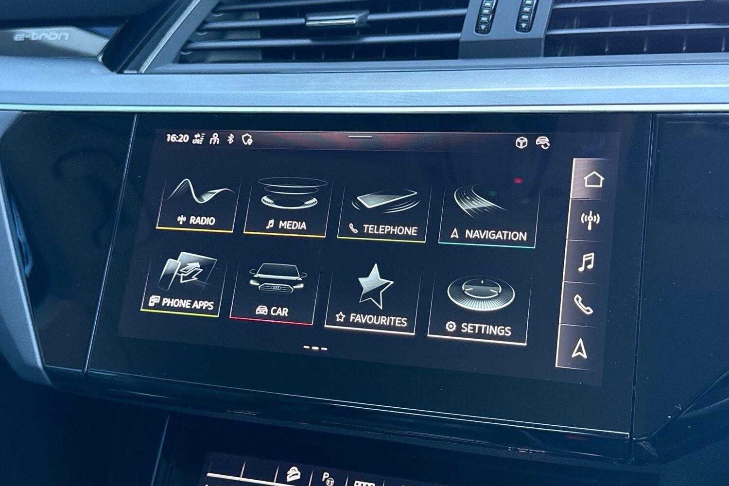 Used Audi e-tron 2022 for sale - 76296049: Photo 42