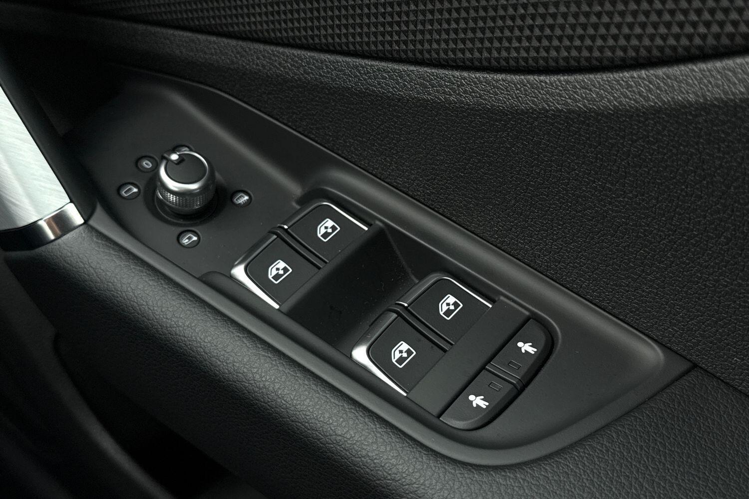 Used Audi Q2 2025 for sale - 76953452: Photo 42