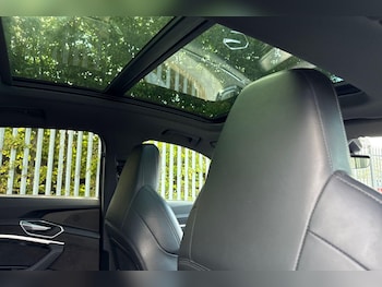 Used Audi e-tron S 2021 for sale - 75311650: Photo