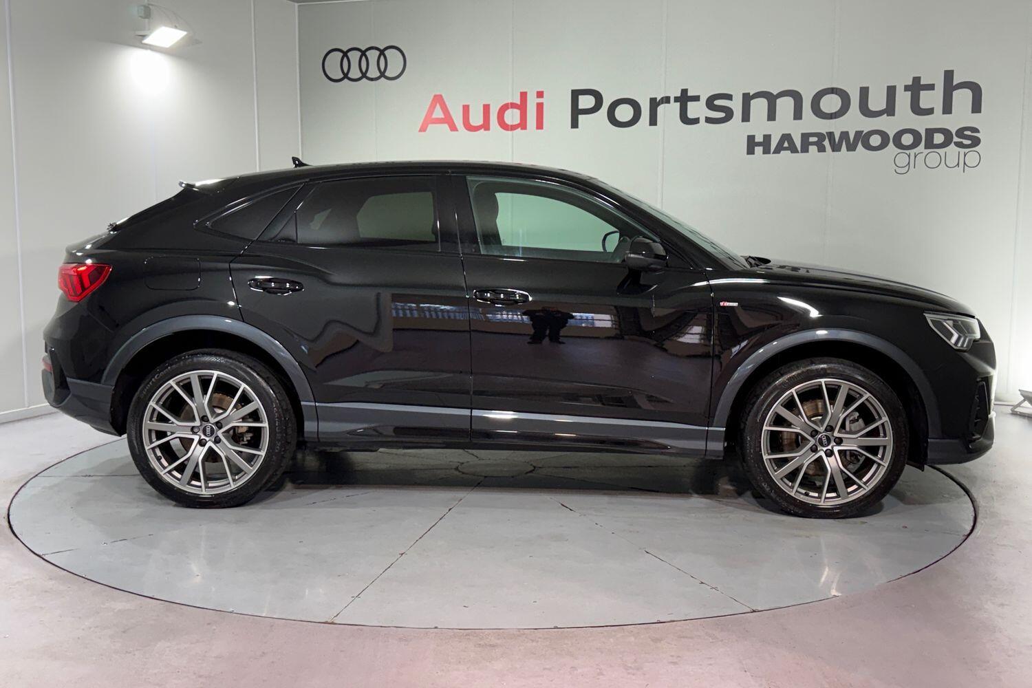 Used Audi Q3 2023 for sale - 77091372: Photo 2