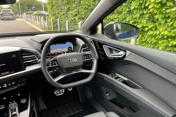 Used Audi Q4 e-tron 2025 for sale - 76251093: Photo 37