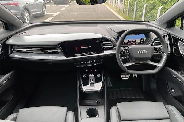 Used Audi Q4 e-tron 2025 for sale - 76251093: Photo 3