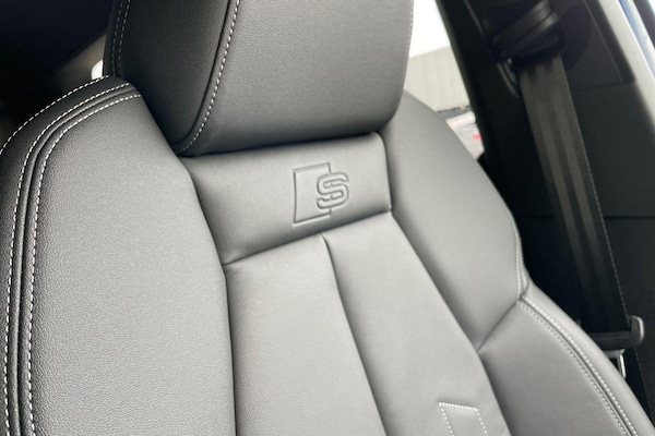 Used Audi Q4 e-tron 2025 for sale - 76251093: Photo 49