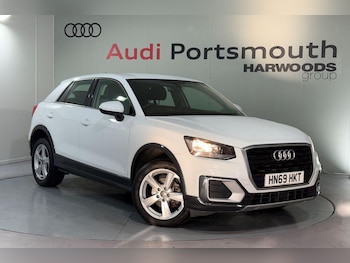 Audi - Q2