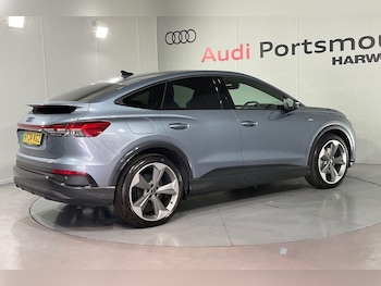 Used Audi Q4 e-tron 2024 for sale - 75857279: Photo