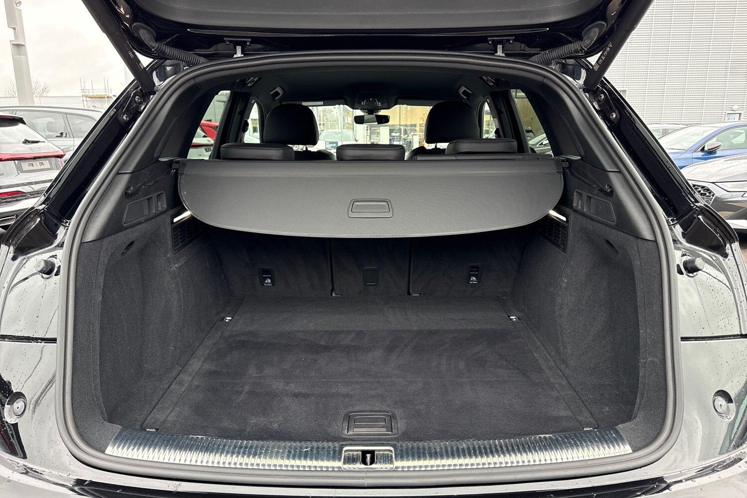 Used Audi Q5 2023 for sale - 76866359: Photo 19