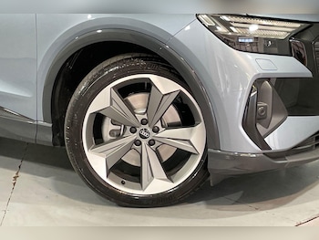 Used Audi Q4 e-tron 2024 for sale - 76728833: Photo