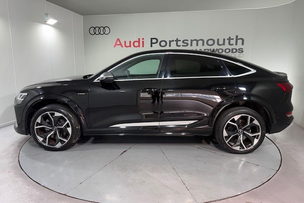Used Audi e-tron 2021 for sale - 76246609: Photo 11