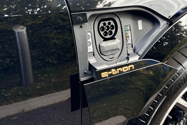 Used Audi e-tron 2021 for sale - 76246609: Photo 17
