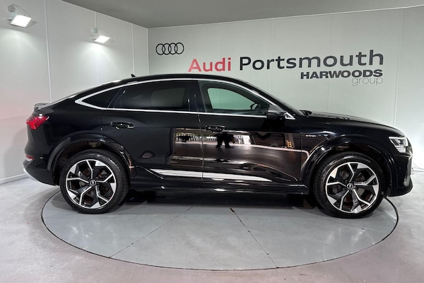 Used Audi e-tron 2021 for sale - 76246609: Photo 2