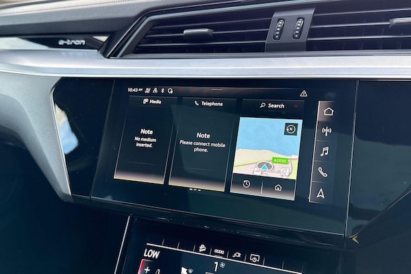 Used Audi e-tron 2021 for sale - 76246609: Photo 33