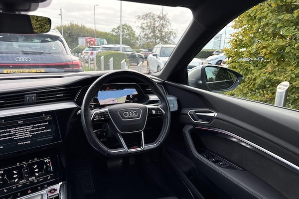 Used Audi e-tron 2021 for sale - 76246609: Photo 39
