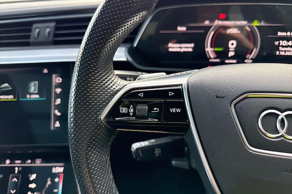 Used Audi e-tron 2021 for sale - 76246609: Photo 45