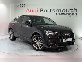 Used Audi Q3 2023 for sale - 77191503: Photo