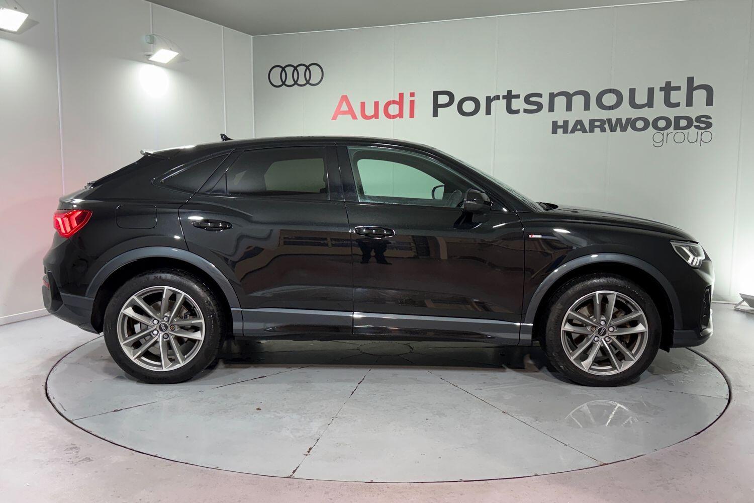Used Audi Q3 2023 for sale - 77191503: Photo 2